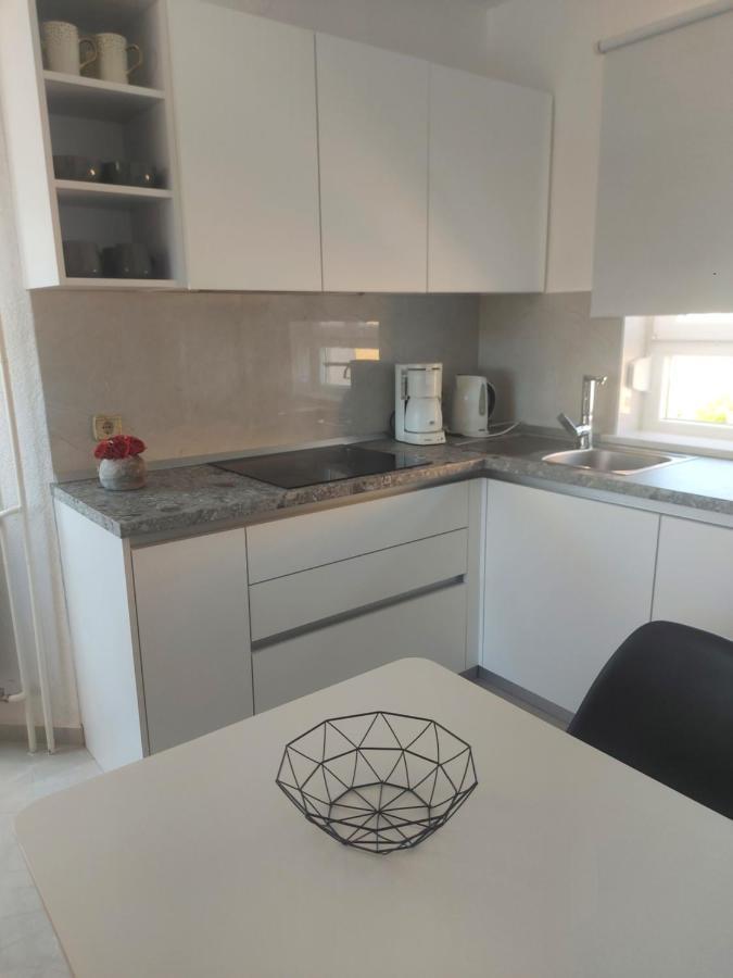 Apartments Fugosic Пунат Экстерьер фото