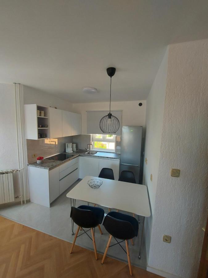 Apartments Fugosic Пунат Экстерьер фото